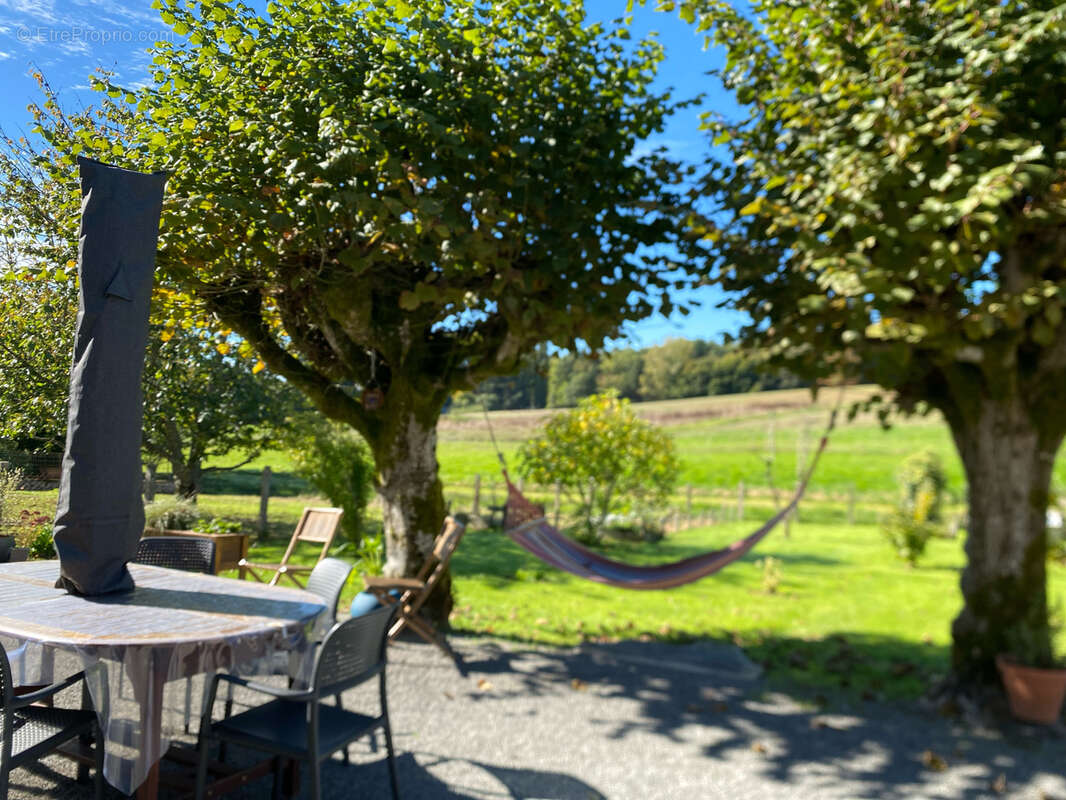 Maison à COUSSAC-BONNEVAL
