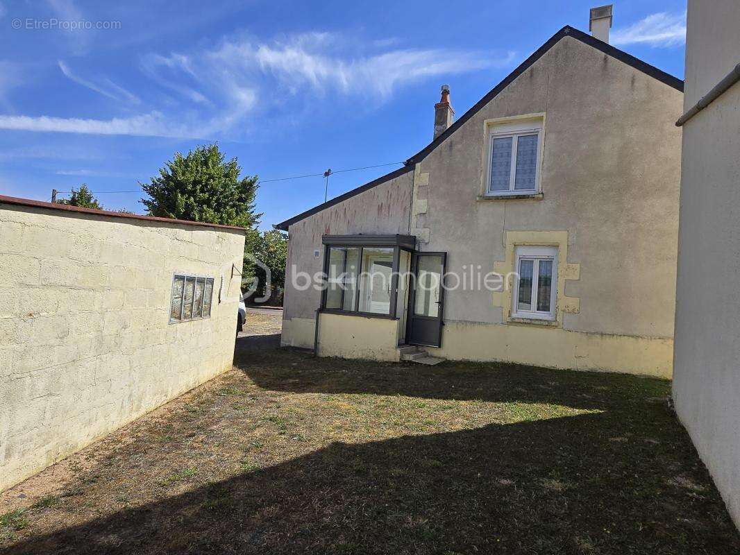 Maison à CHEVENON