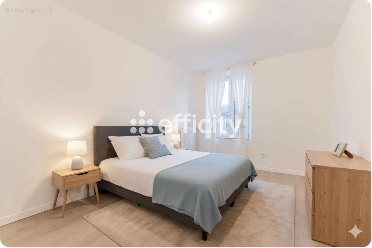 Maison à AIGREFEUILLE-SUR-MAINE