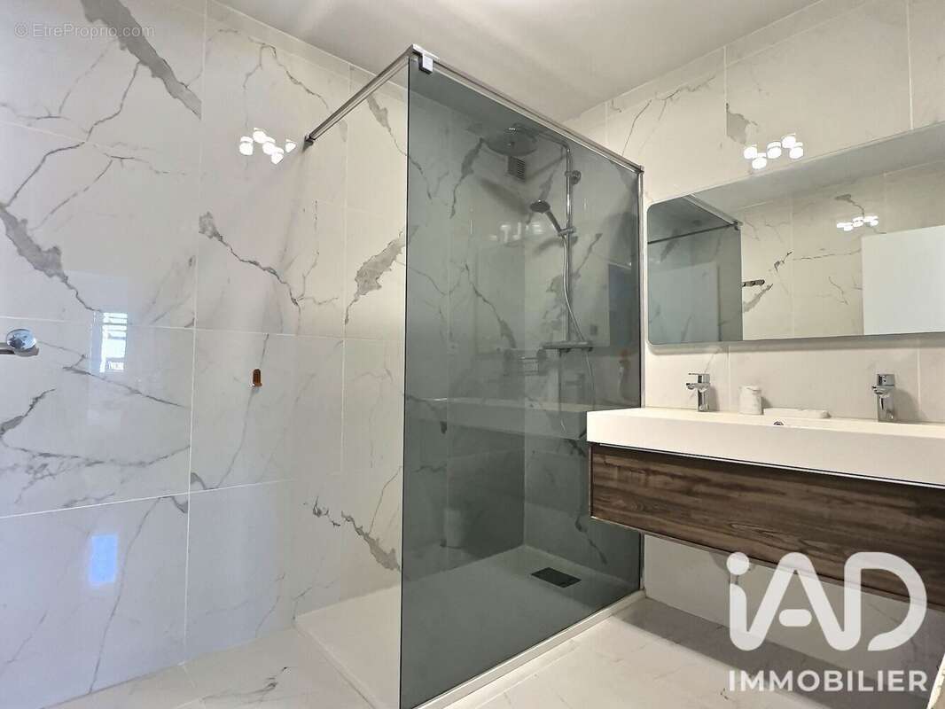 Appartement 76 m² à Toulon  - photo 3