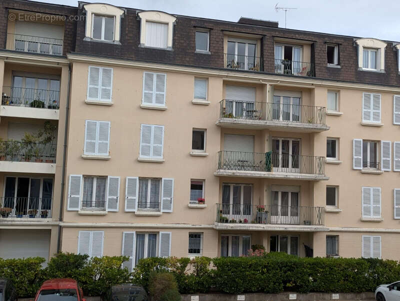 Appartement à MANTES-LA-JOLIE