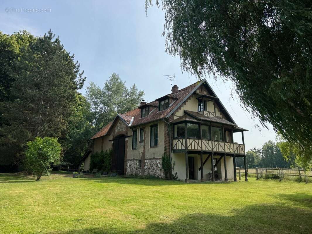 Autre à PACY-SUR-EURE