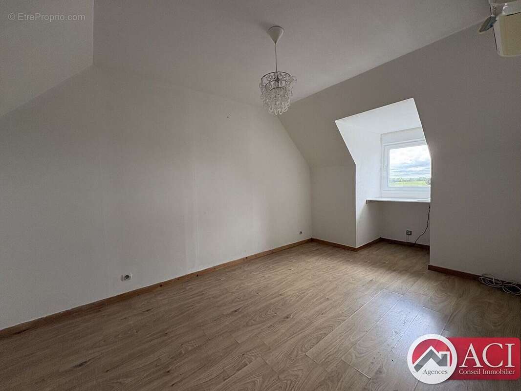 Maison individuelle BORNEL 5 pièce(s) 90 m2 - photo 7