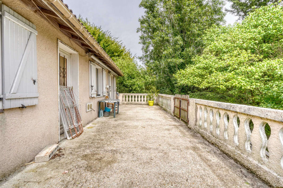 Maison à VERAC