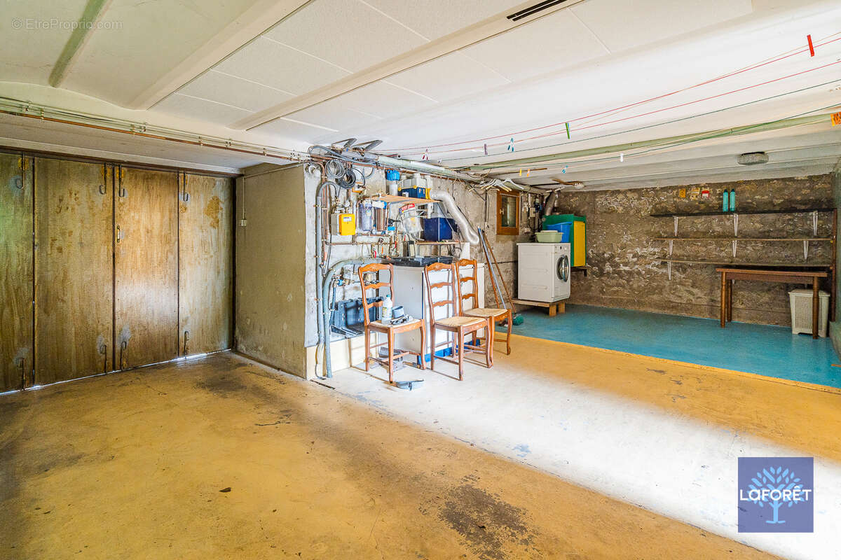 Maison Les Pavillons Sous Bois 5 pièce(s) 100 m2 - photo 13