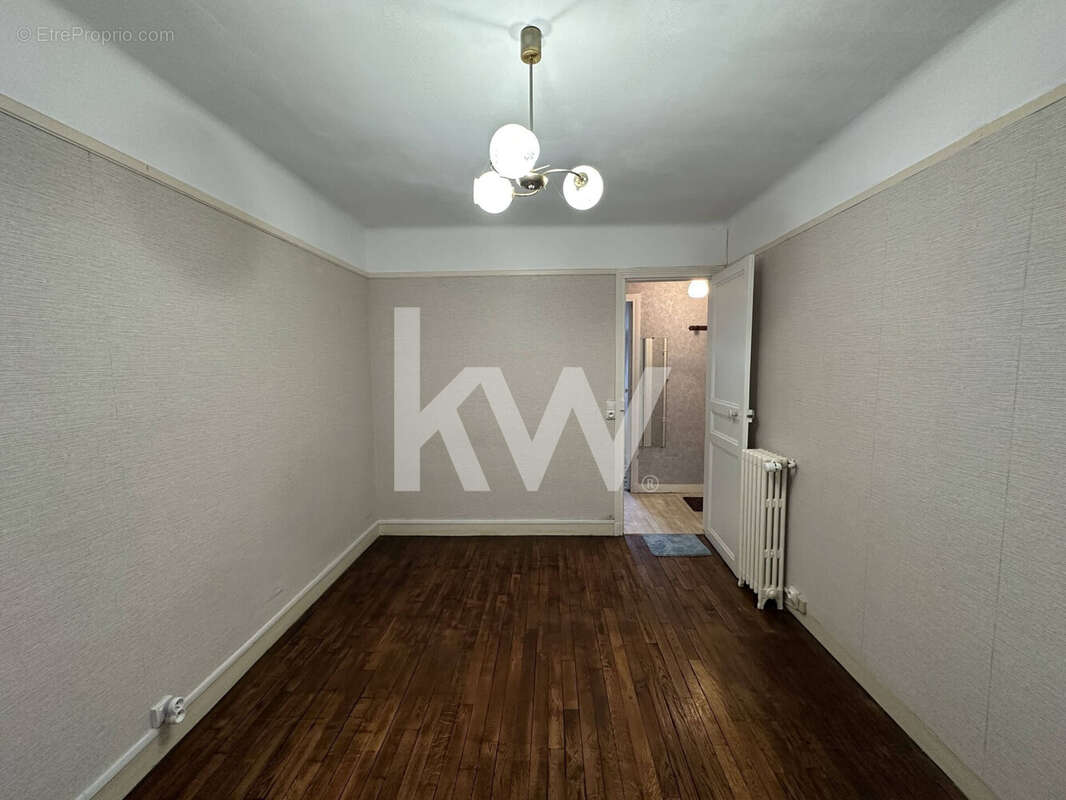 Appartement à PARIS-20E