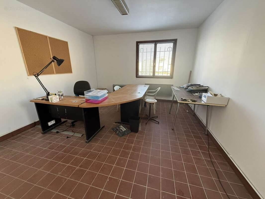 Commerce à JOUE-LES-TOURS