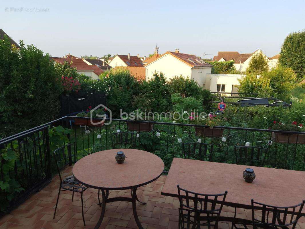 Maison à BRIE-COMTE-ROBERT