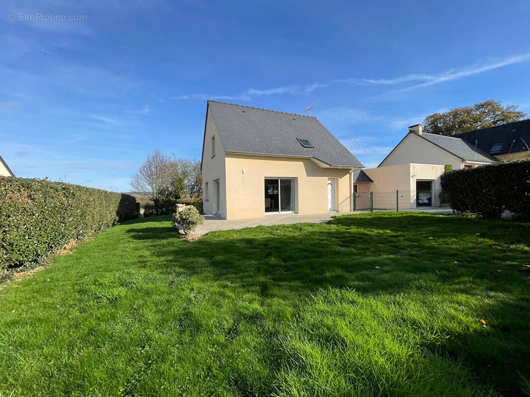 Maison à MARCEY-LES-GREVES