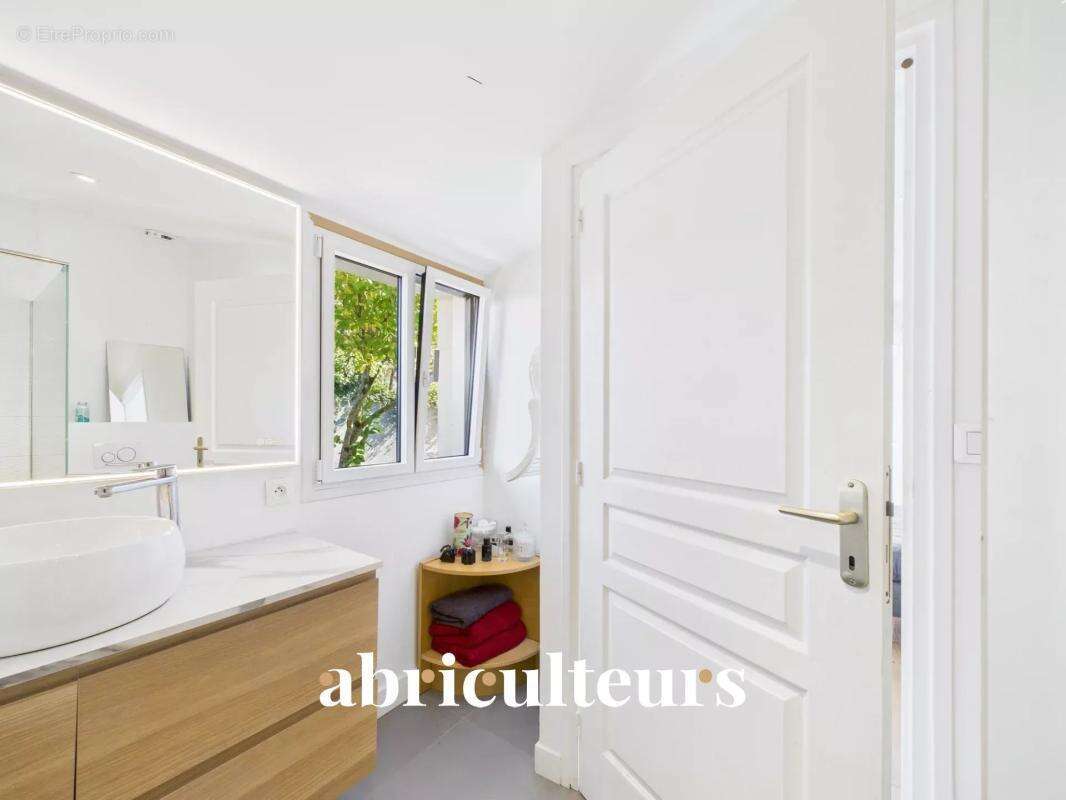 Maison à LES SORINIERES