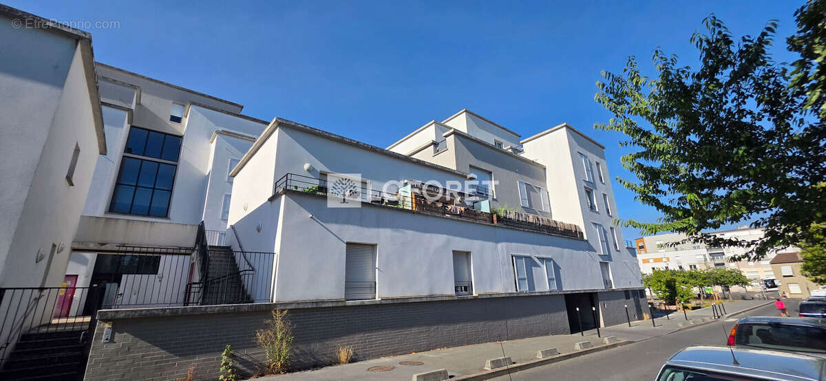 Appartement Stains 4 pièce(s) 79.5 m2 - photo 14