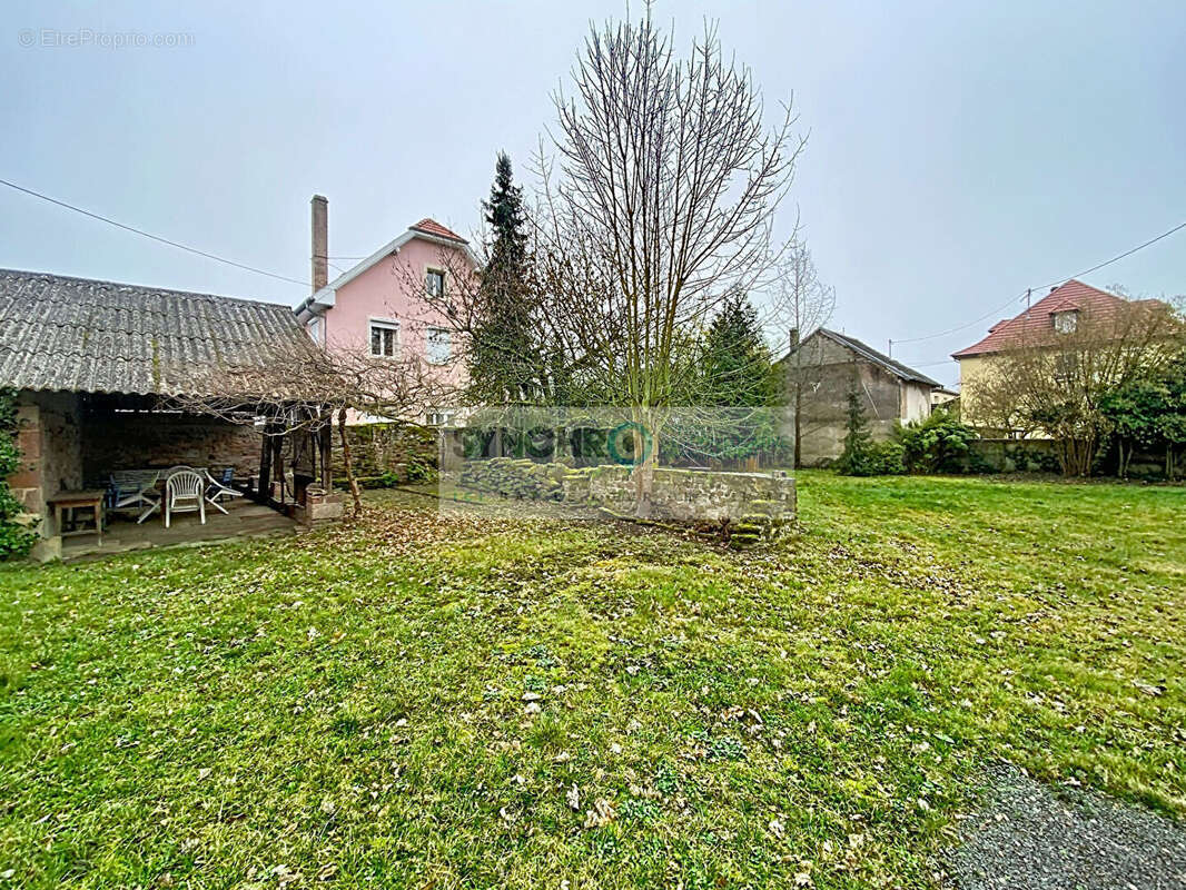 Maison de caractère avec dépendances et vaste terrain ? Un bien rare au coeur de Niederhaslach - photo 10