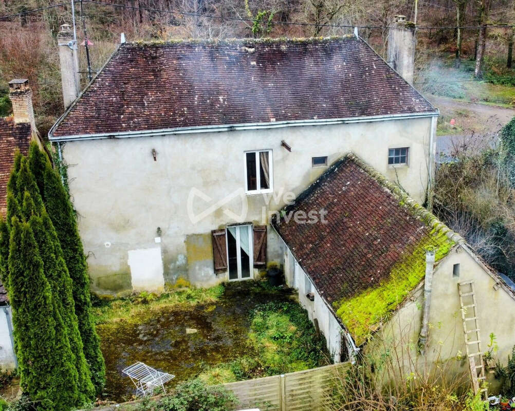 Maison à LA FRESNAYE-SUR-CHEDOUET