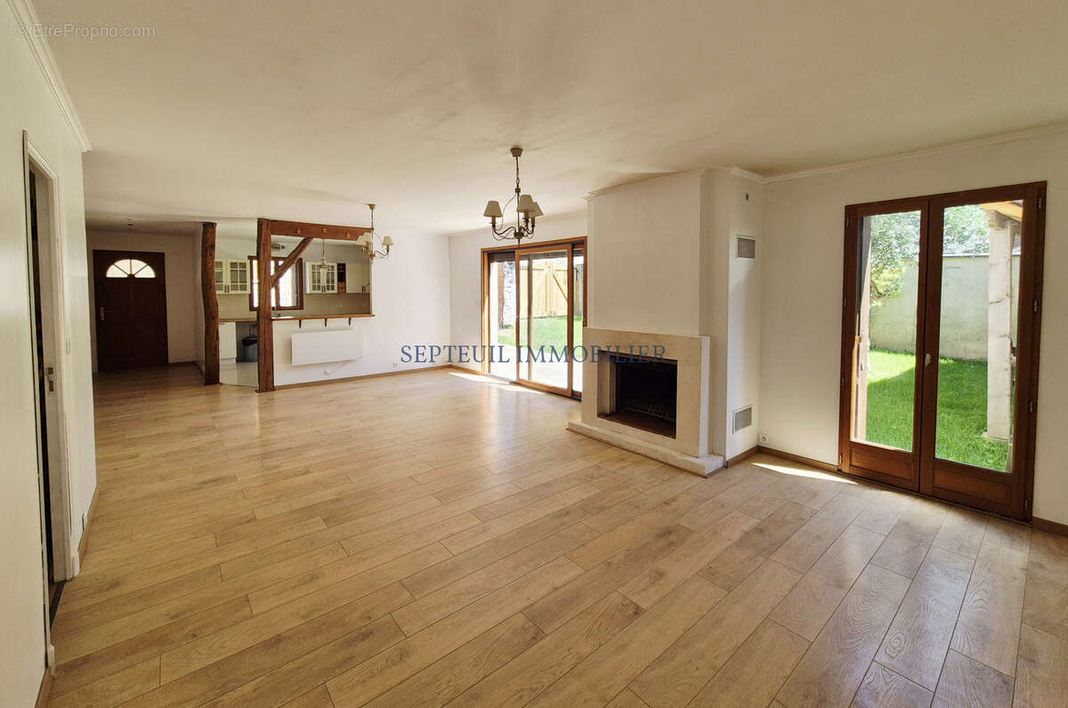 Maison à SEPTEUIL