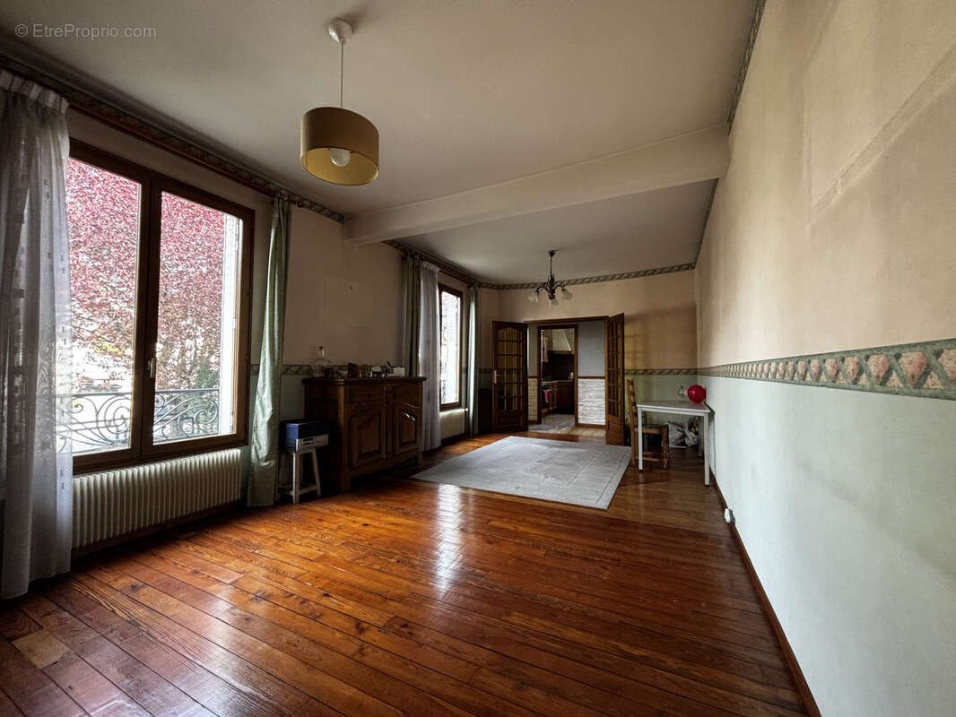 Maison à BOBIGNY