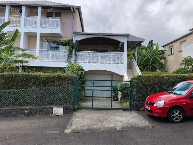 Maison à SAINT-DENIS