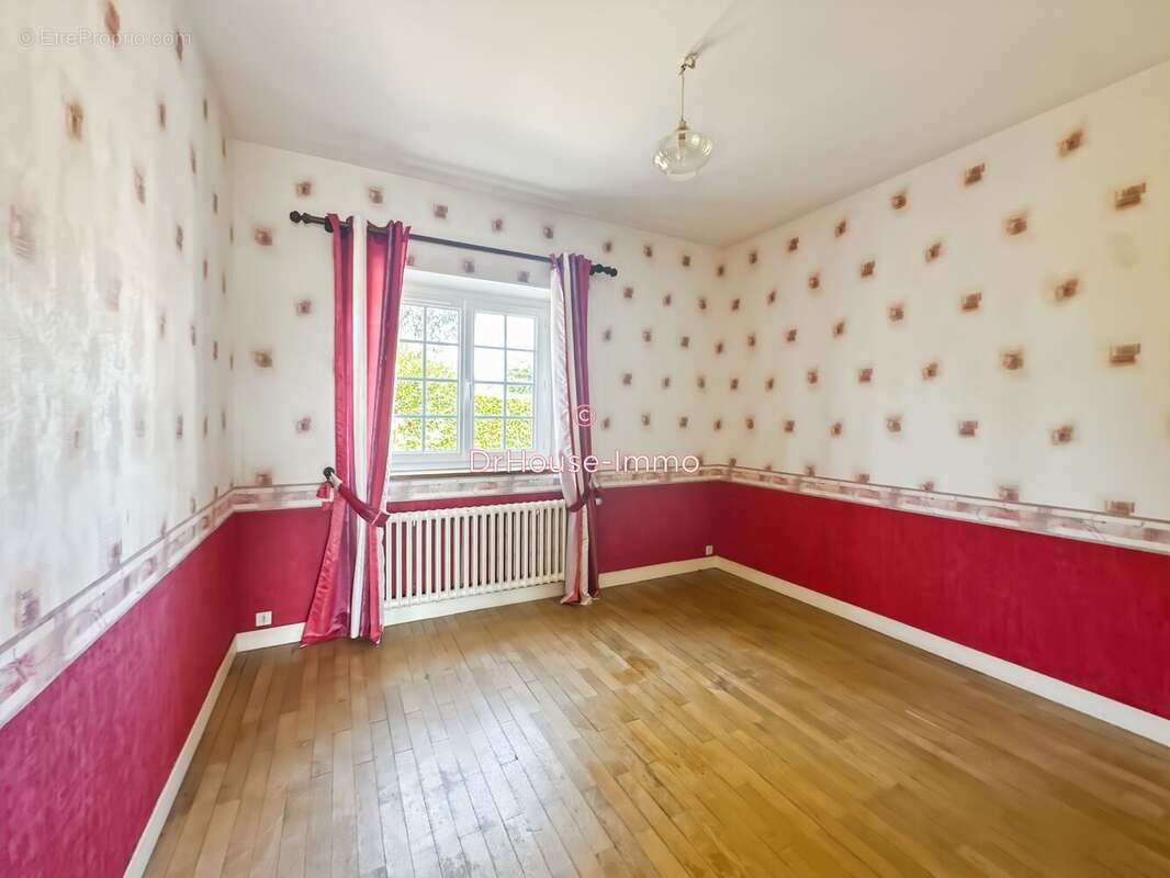Maison 165 m² à Saint-Longis  - photo 8