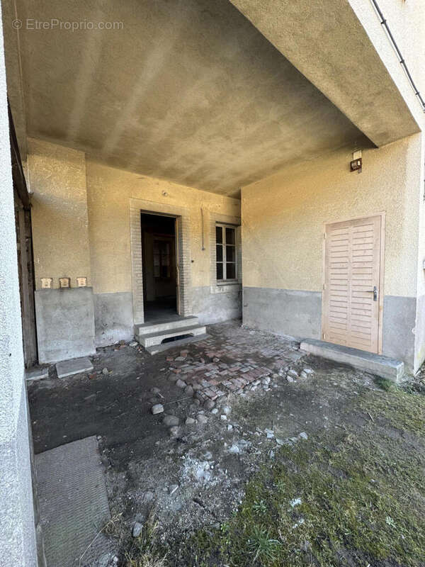 IMG_8023 - Commerce à SAINT-AME