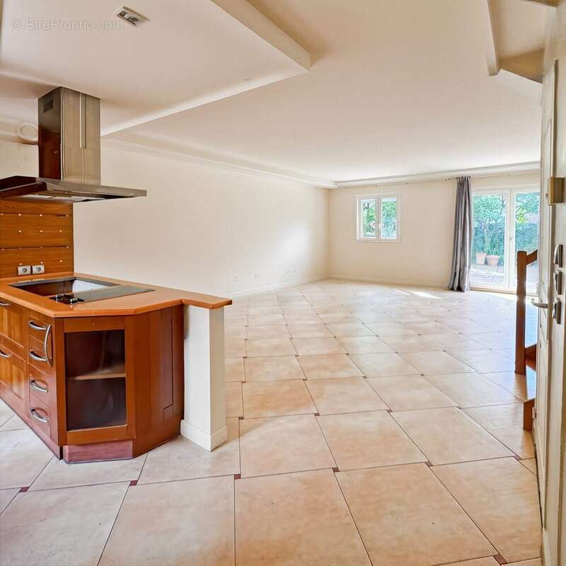 Maison à SAINT-MAURICE