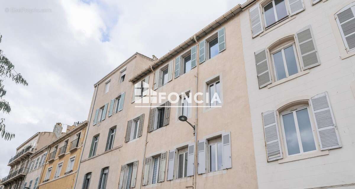 Appartement à MARSEILLE-7E