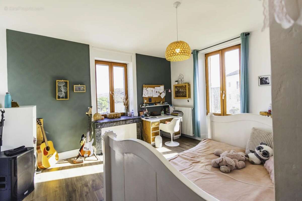 Maison à MONTBAZENS