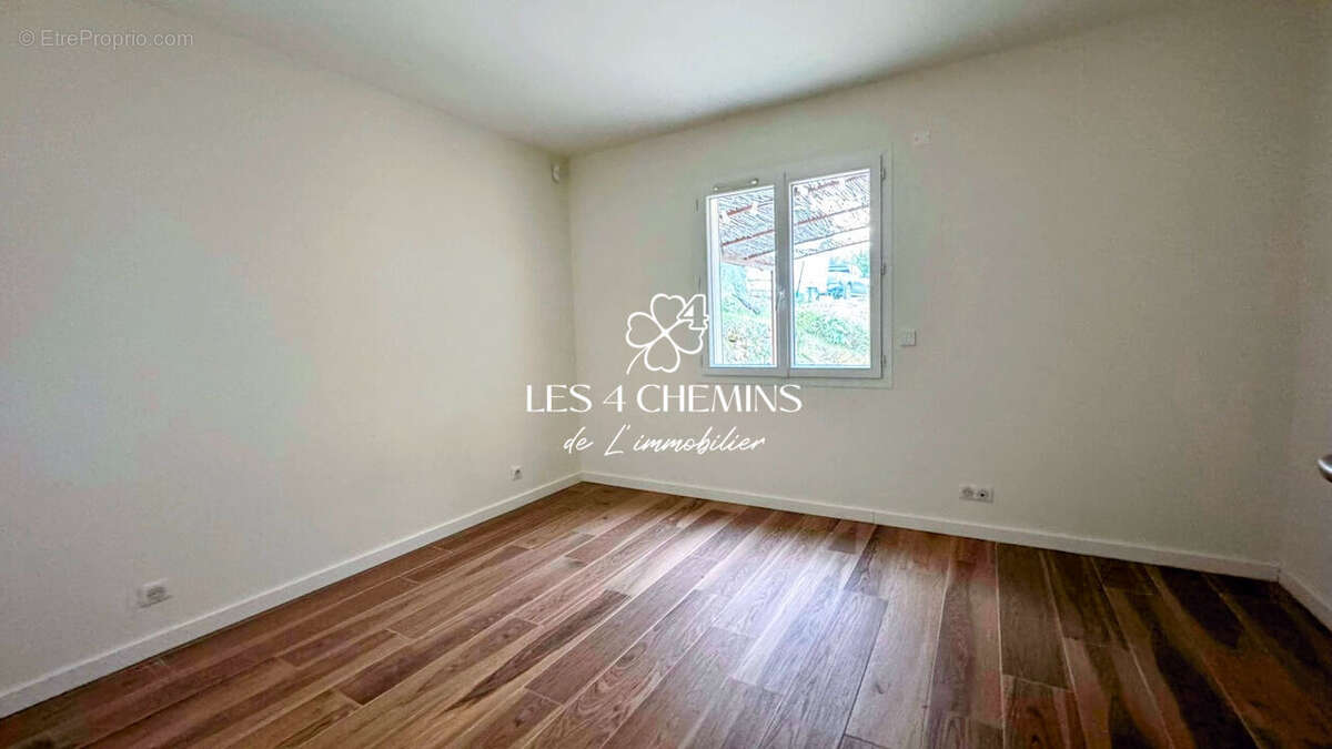 A vendre villa t4 grand garage - photo 10