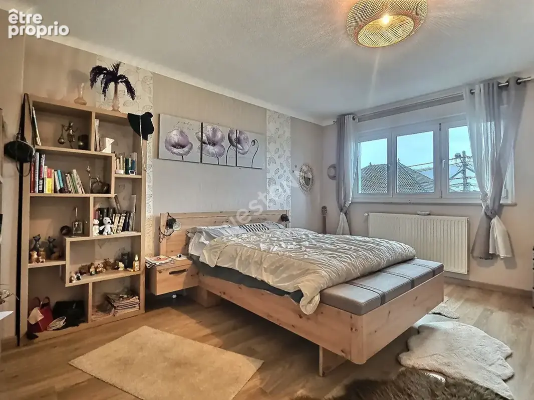 Maison Forbach - 3 Chambres - 137 m2 - Rue calme - proche commodités - Terrain 6,01 ares - photo 2
