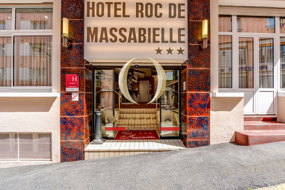 Lourdes - immeuble d'hotel : 2760m2 - 96 chambres - photo 18