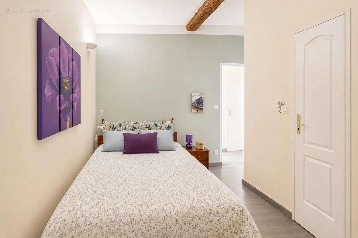 Appartement de charme 4 pièces avec bel aperçu mer au Lavandou - photo 8