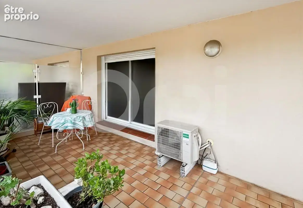 HYÈRES – T2 de 51 m² avec terrasse, garage et cave – VIAGER OCCUPÉ - photo 10