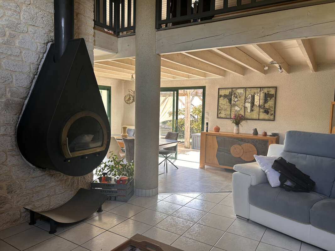Maison à LA VERRIE
