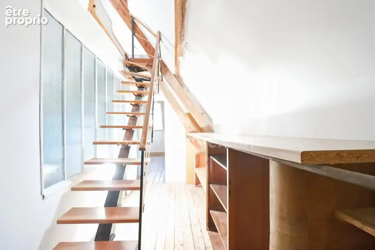 Maison de Charme et de Caractère -175 m² environ - 10 pièces - 7 chambres - Terrain 1450 m² environ - SAINT SULPICE LES FEUILLES - photo 28