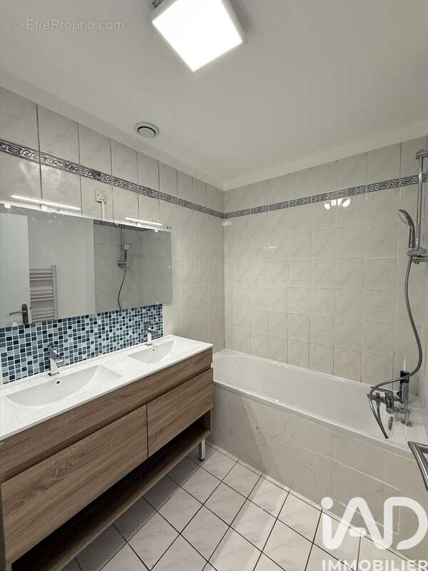 Photo 6 - Maison à SAVIGNY-LE-TEMPLE