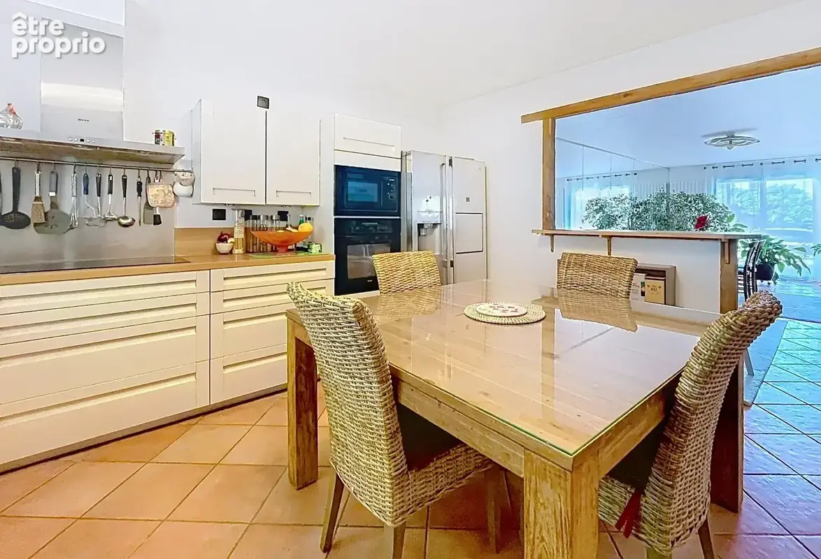 Maison 6 pièces 138 m² à vendre à Saint-Maur-Des-Fosses (94100) - photo 3