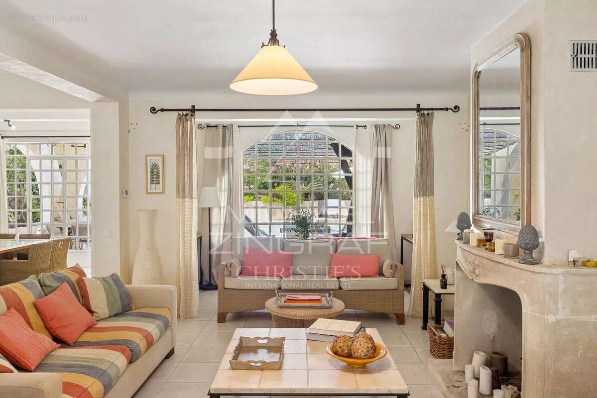Maison à ANTIBES