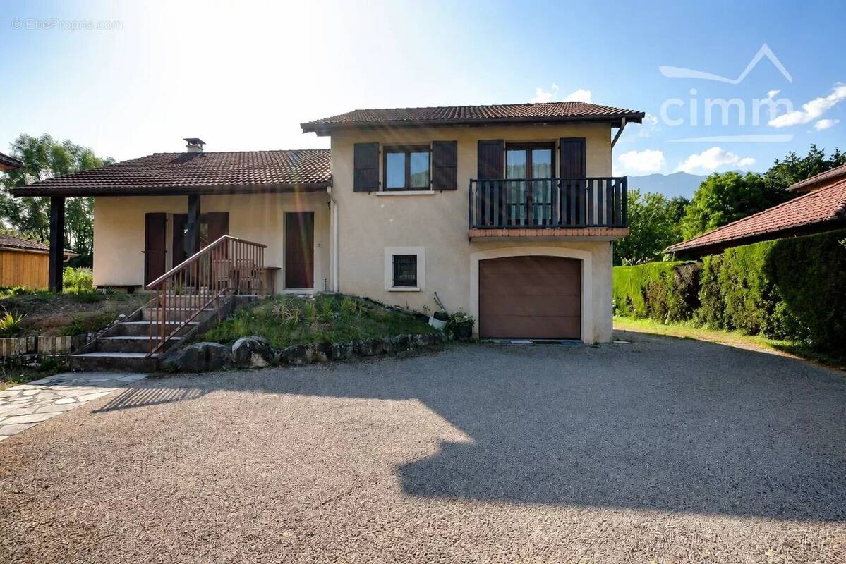 Maison à LE CHAMP-PRES-FROGES