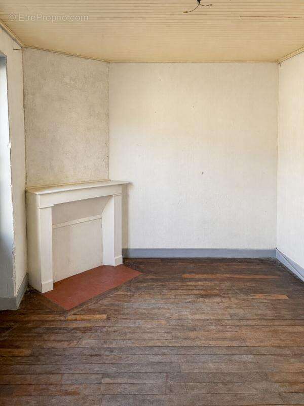 Idéal investissement locatif à Chateaumeillant ! - photo 4