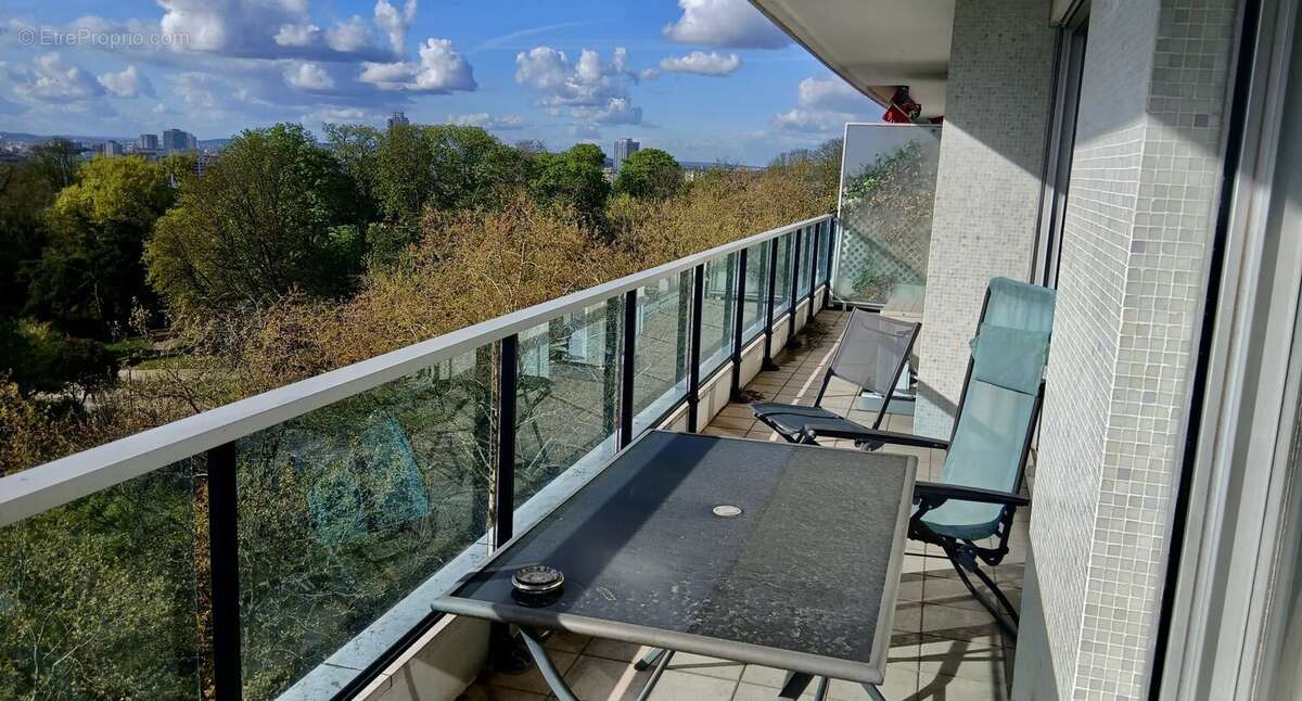 Appartement à PARIS-19E