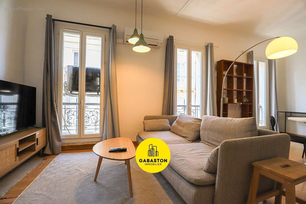 Appartement à MARSEILLE-6E