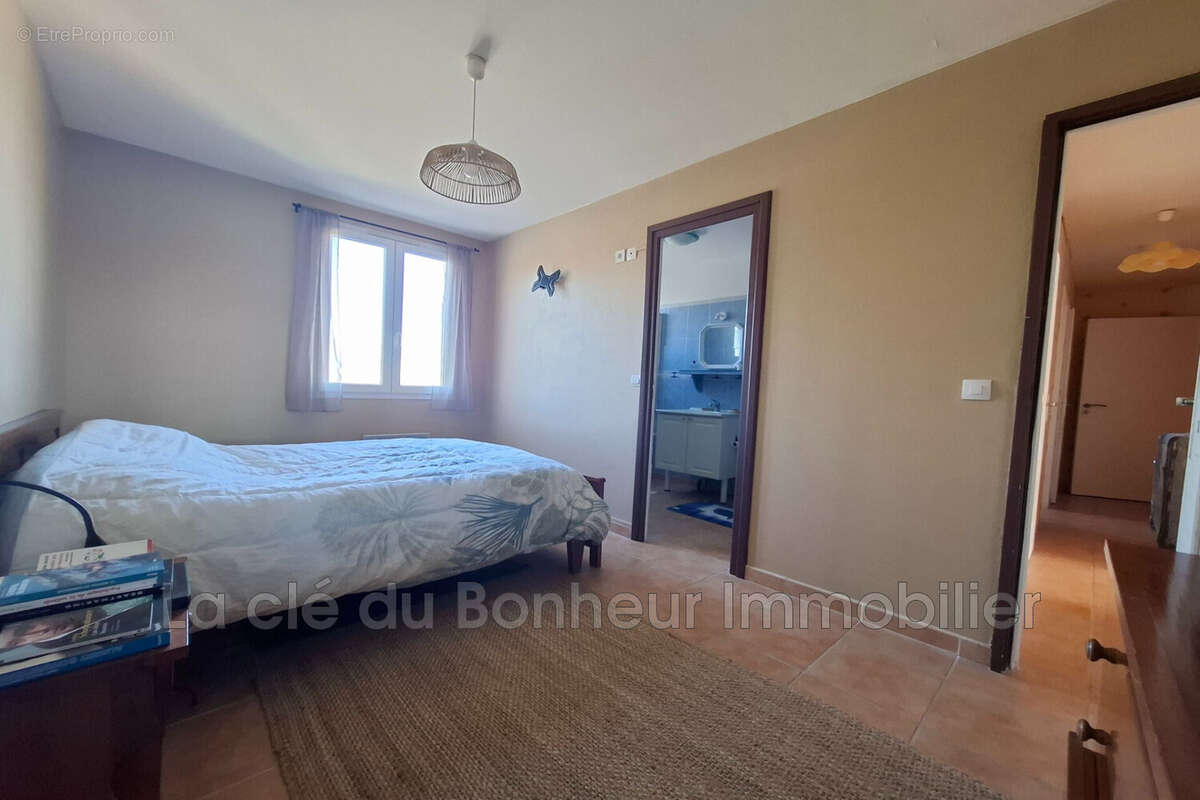 Maison 157 m² à Aiguines  - photo 9