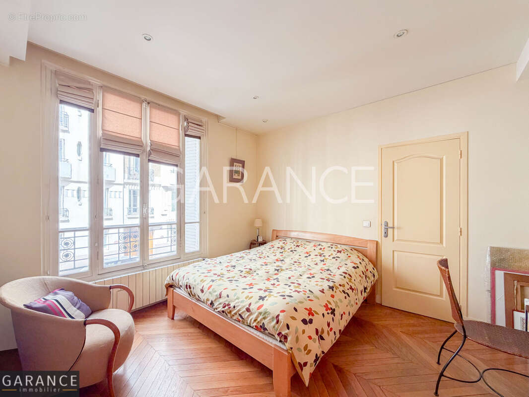 Appartement 104 m² à Paris-15e  - photo 8