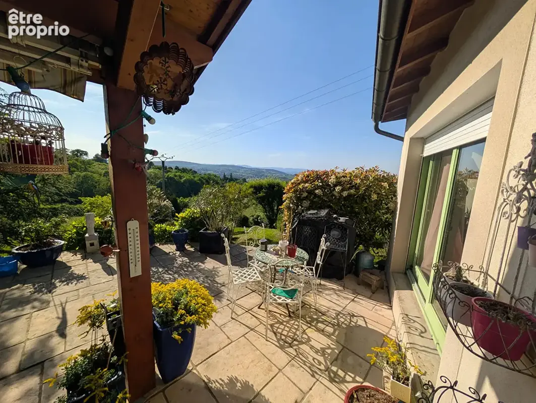 VILLA - Vienne  - 5 pièces -135 m2 - photo 2