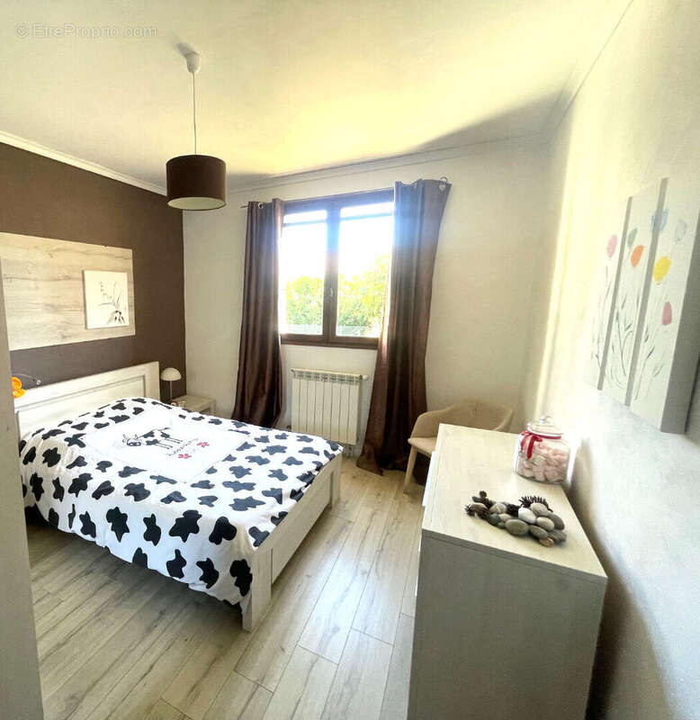 Maison à JONQUERETTES