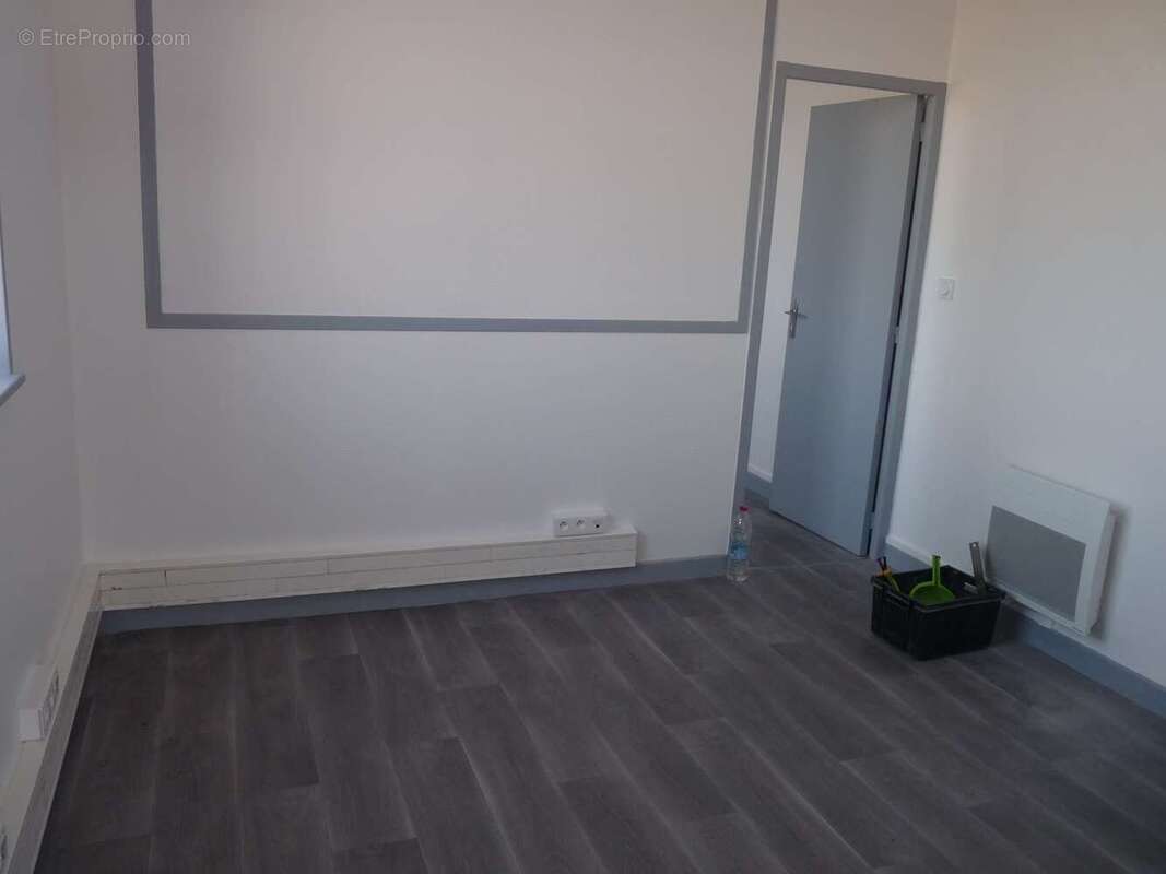Appartement 2500 m² à Egletons  - photo 15