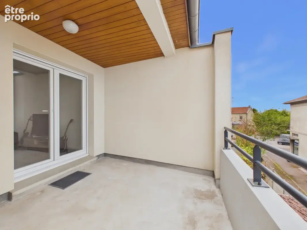 Talange   appartement t3 de 62 m2 avec terrasse couverte, balcon et parking privatif - photo 7