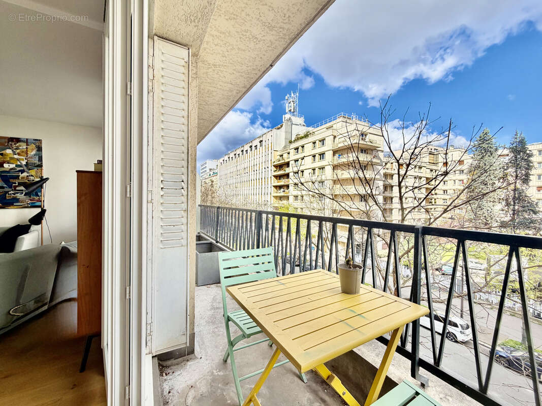Appartement à PARIS-11E