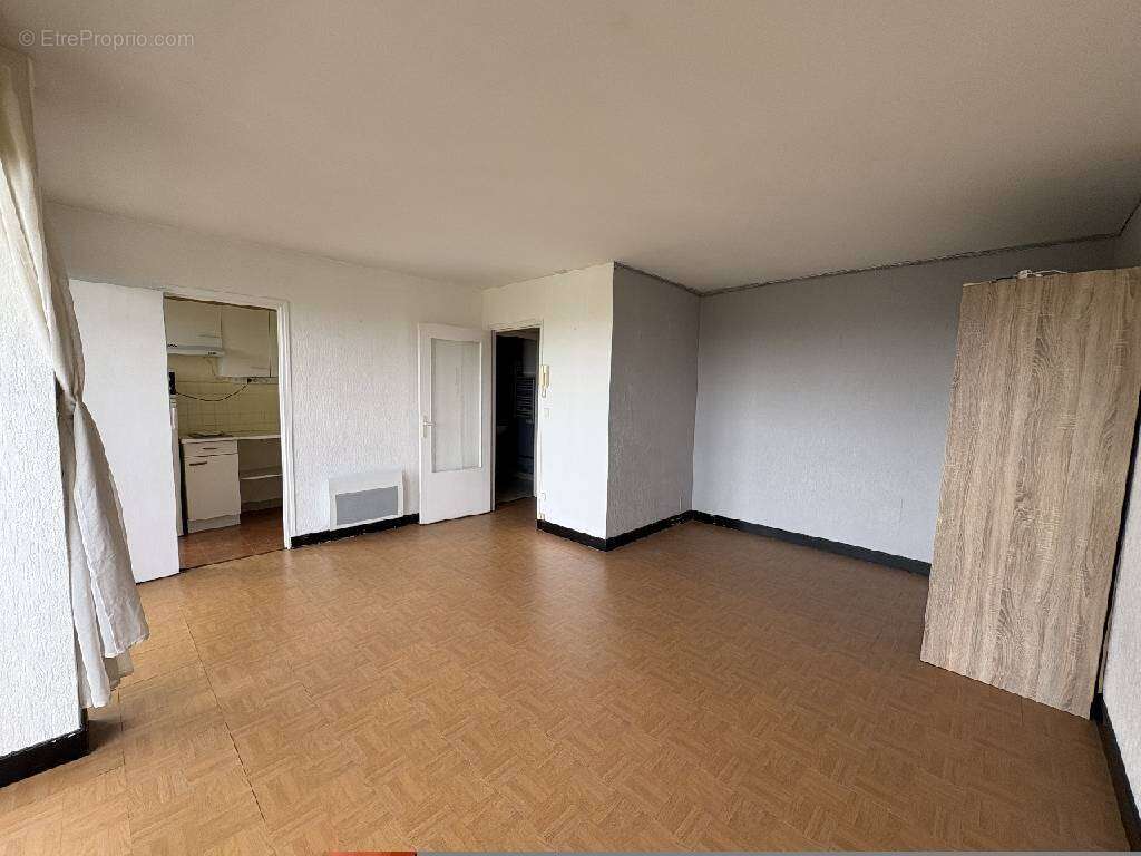 Appartement à SAVIGNY-SUR-ORGE
