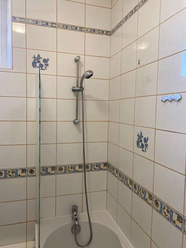 Appartement à BRIENON-SUR-ARMANCON