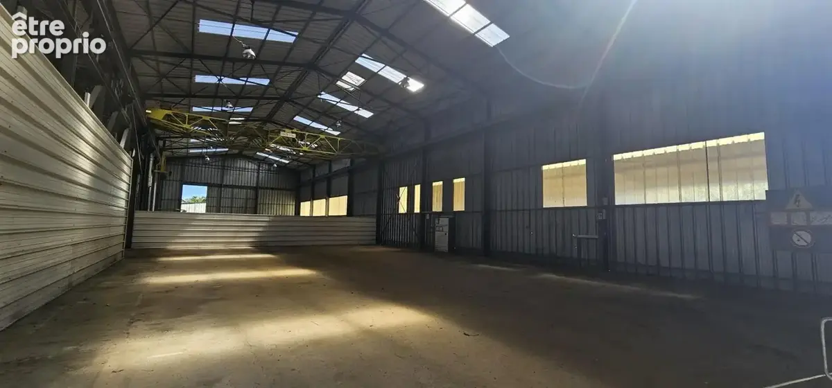 Entrepôts et Bureaux - photo 4