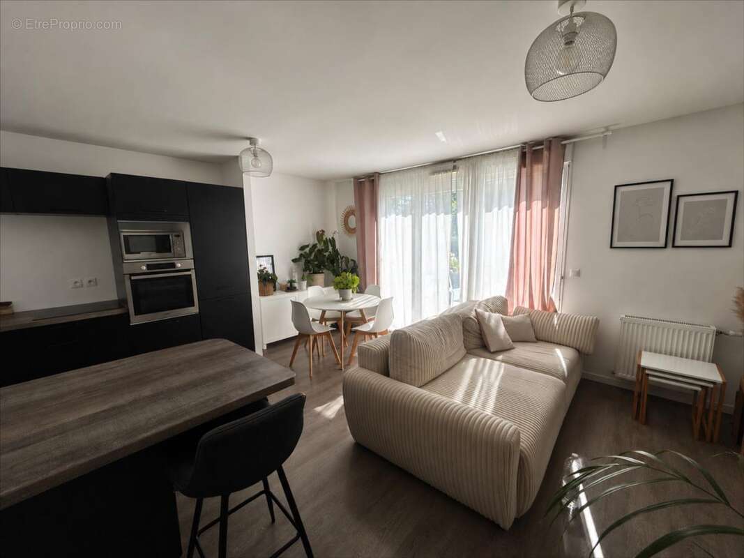 Appartement à TINQUEUX